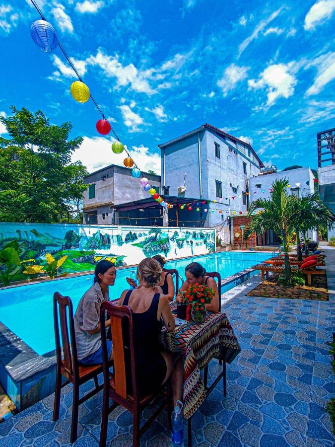 Yolo Pool Bar Villas & Garden Restaurant Phong Nha Exteriör bild